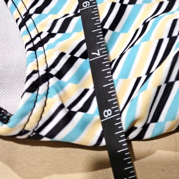 Tribal Print ✦ Two-Way Front Tie Bikini Set ✦ Geometric Stripe + Padded Wireless - Picture 12 of 16